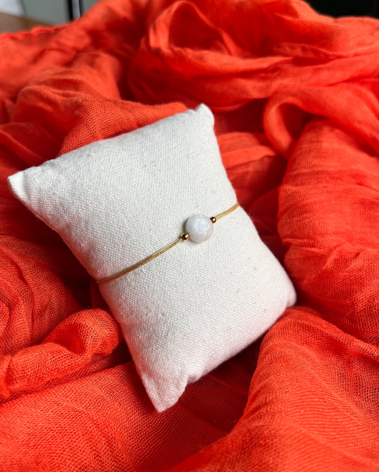 Nos bracelets pierres de lune