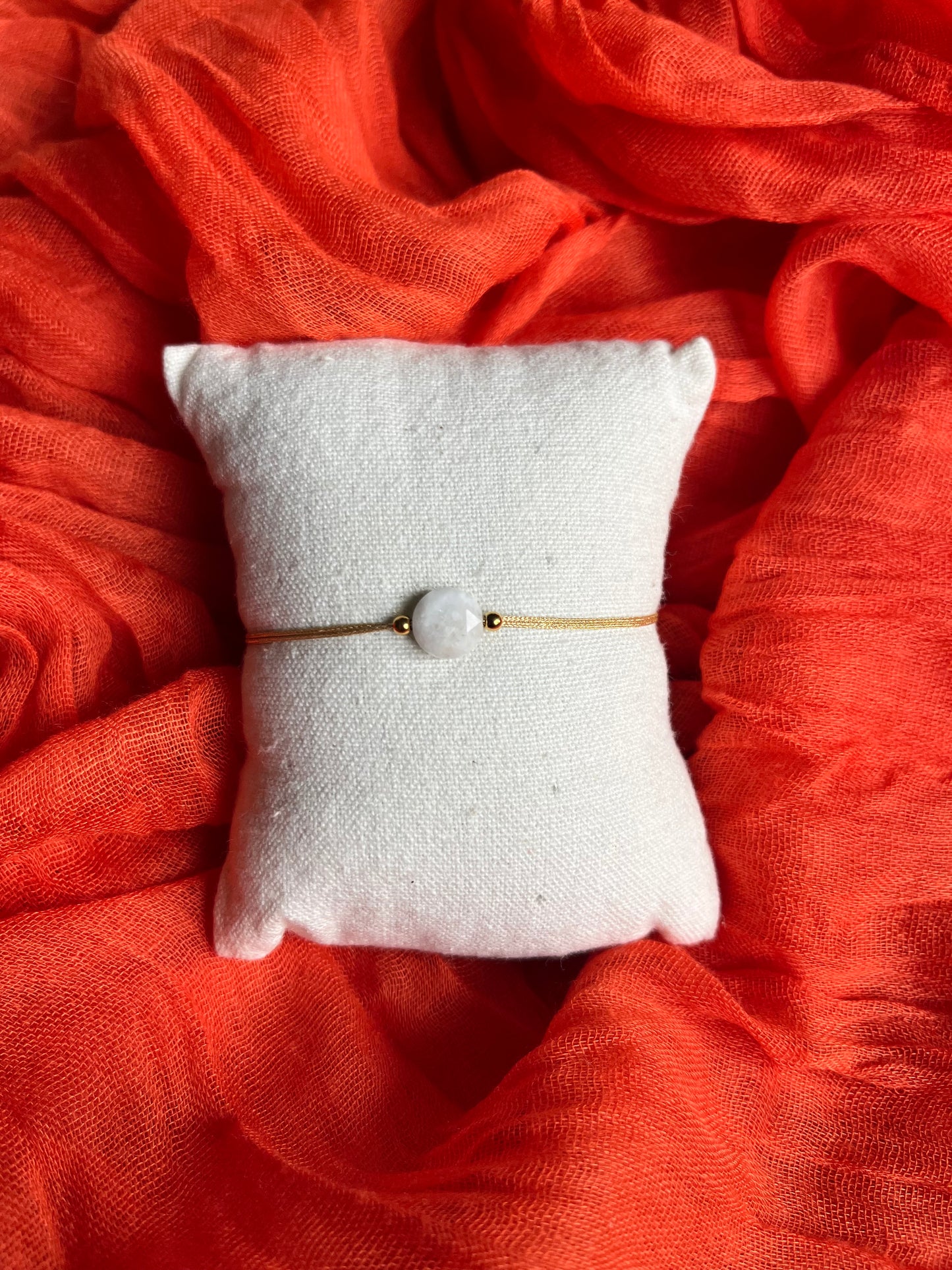 Nos bracelets pierres de lune