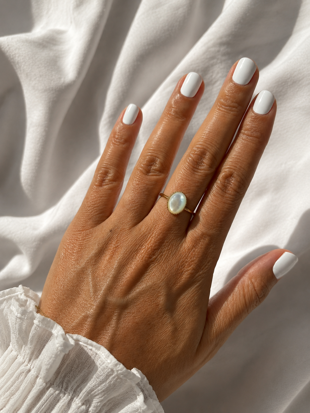 Bague en nacre et acier inoxydable ajustable
