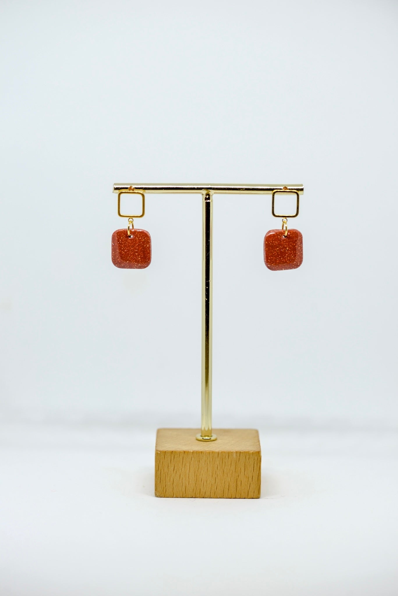 Boucles d'oreilles forme carré