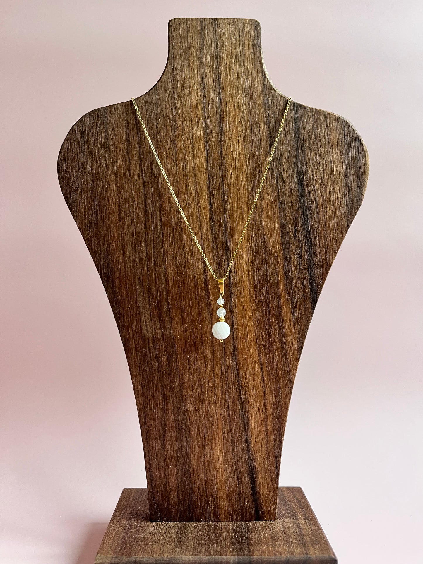 ✨ Collier en pierre naturelle