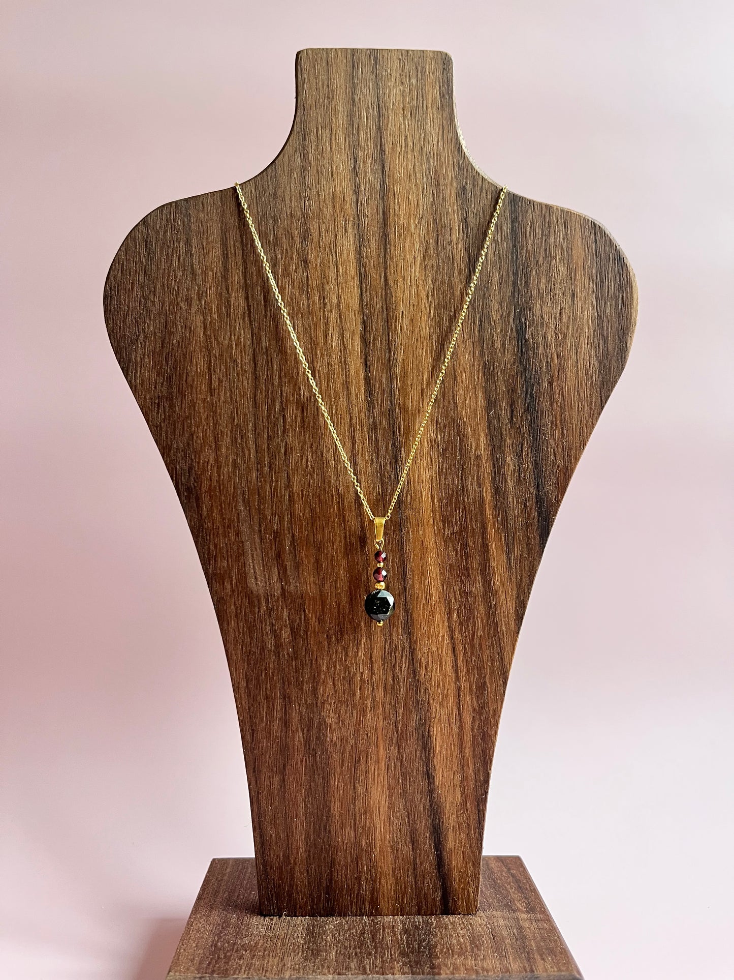 ✨ Collier en pierre naturelle