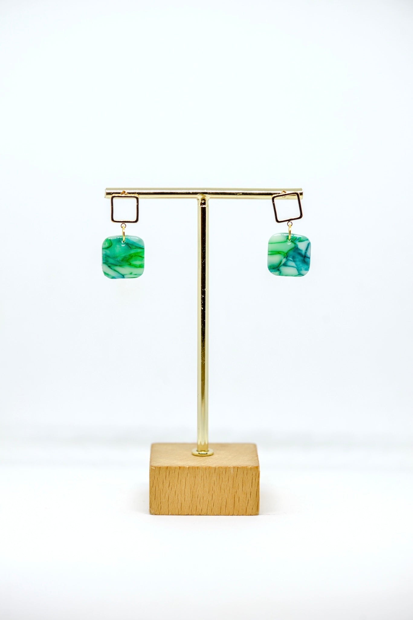 Boucles d'oreilles forme carré