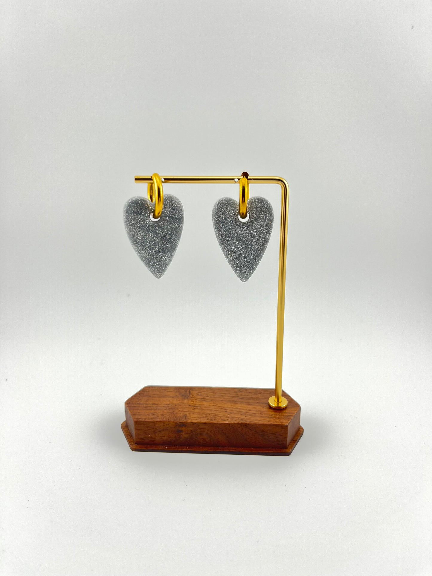 Boucles d’oreilles cœur en argile polymère • Paris
