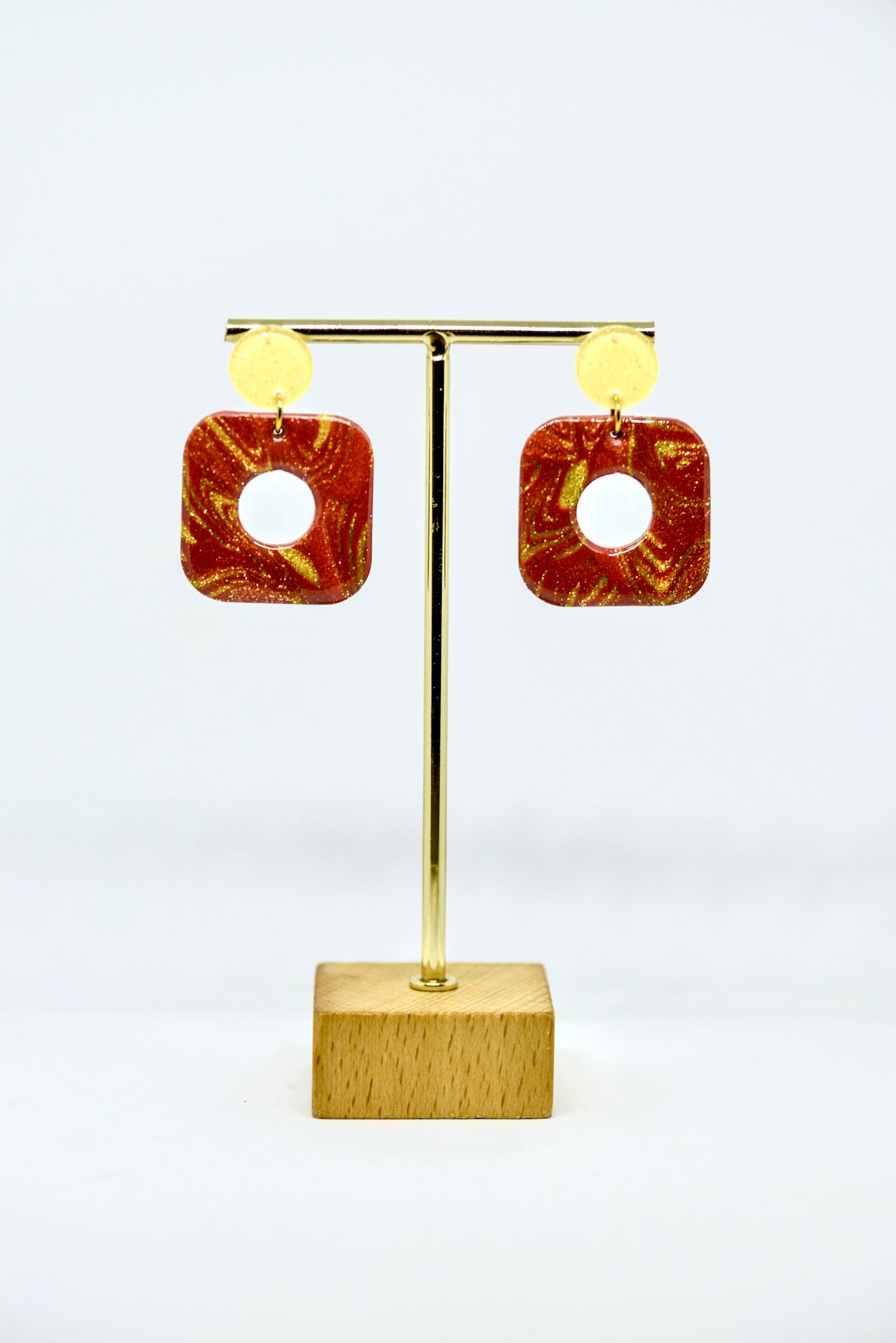 Boucles d’oreilles forme carré