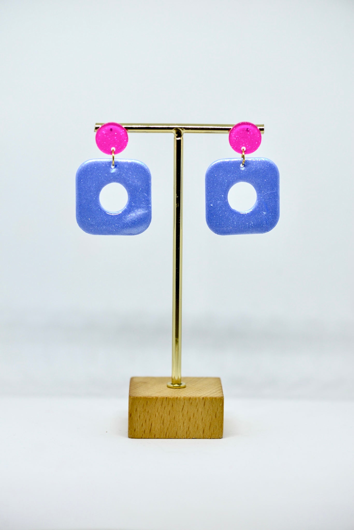 Boucles d’oreilles forme carré