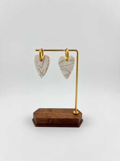 Boucles d’oreilles cœur en argile polymère • Paris