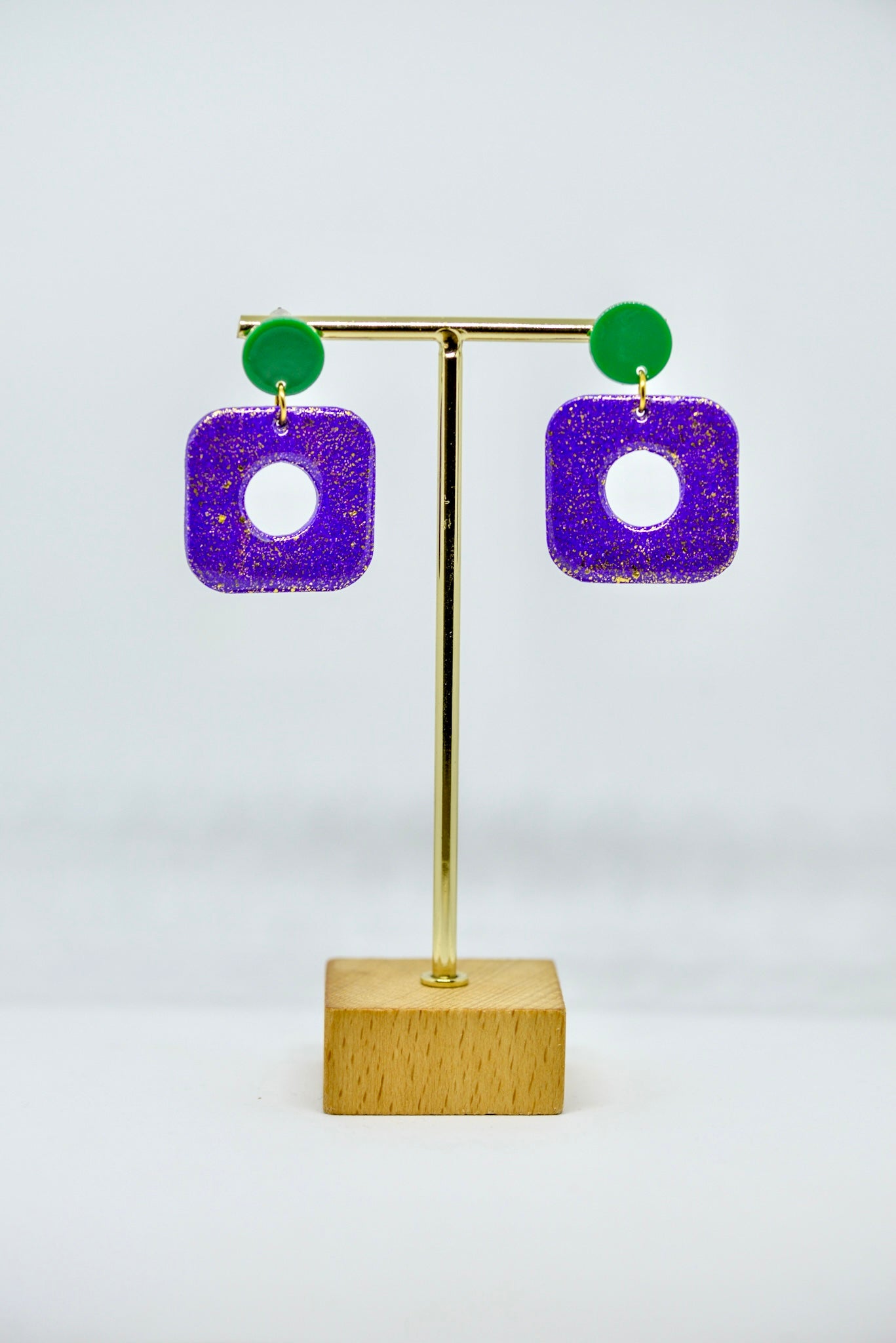 Boucles d’oreilles forme carré