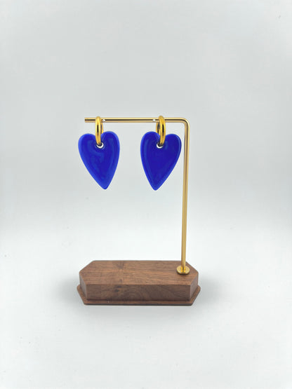 Boucles d’oreilles cœur en argile polymère • Paris